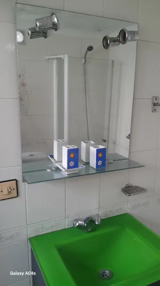 Lavabo verde de cristal