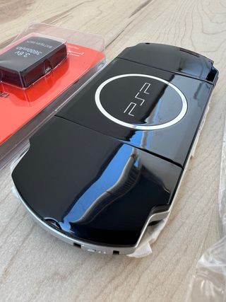 PSP 3000 + Batería Nueva / Consola