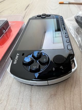 PSP 3000 + Batería Nueva / Consola