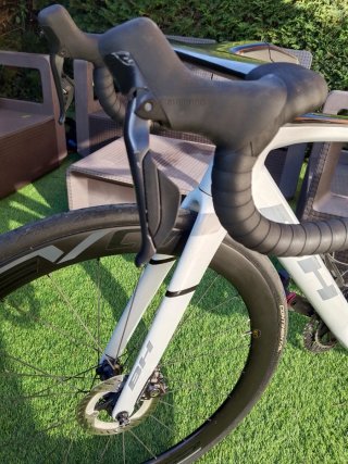 BH RS1 Talla SM(cambiaría por gravel)