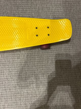 Skate amarillo Oxelo compacto