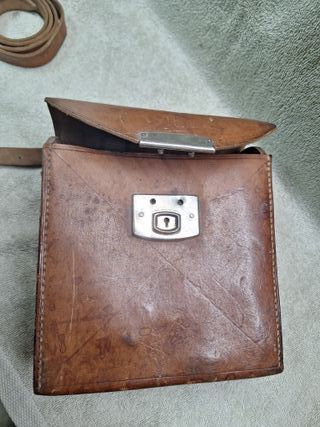 Cartuchera o bolso antiguo de cuero