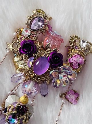 Bolígrafo deforado con luna de flores y cristales