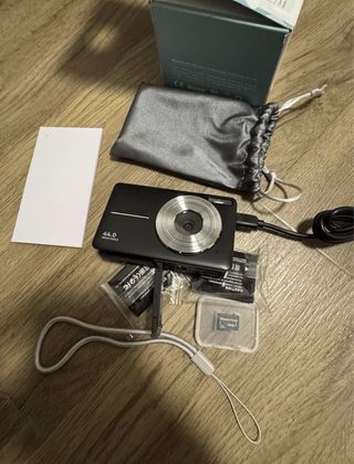 Cámara Digital 44MP 1080P + SD 32GB + 2 Baterias