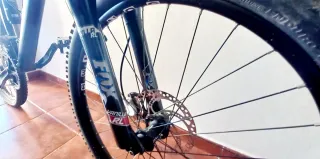 Mondraker Foxy talla M – Doble suspensión – 26”