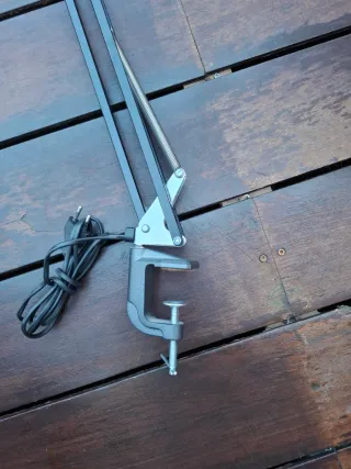 Lámpara Flexo Negra Ajustable