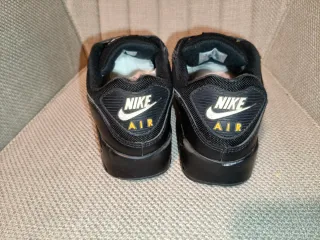 Nike Air Max Negro y Amarillo