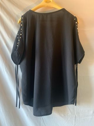 Blusa Fashion nera con perle taglia L