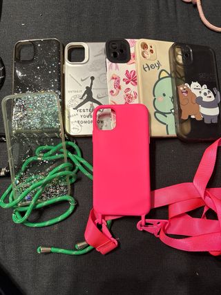 Lote Fundas iPhone 11. Mas de 40 fundas