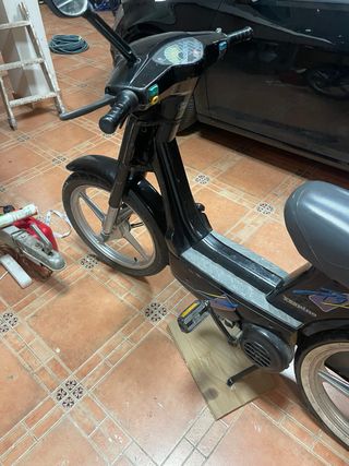 Vespino F9 Negro Automático