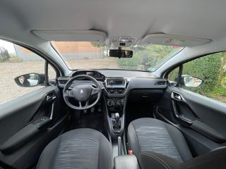 Peugeot 208 5P Business Line 1.6 BlueHDI 75