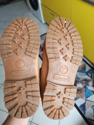 Stivaletti in camoscio Timberland beige 37.5