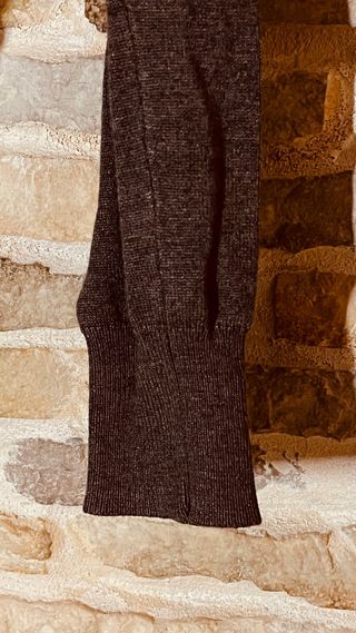 Cardigan marrone con bottoni