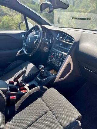 Citroën DS4 1.6 HDi 2014 159.000km ITV 2027