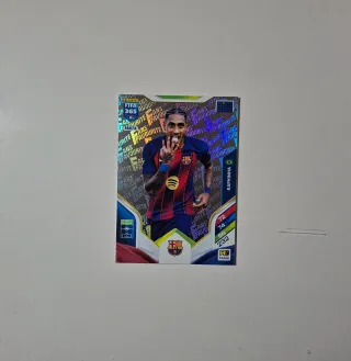 Panini FIFA 365 Cards - Fans Favourite