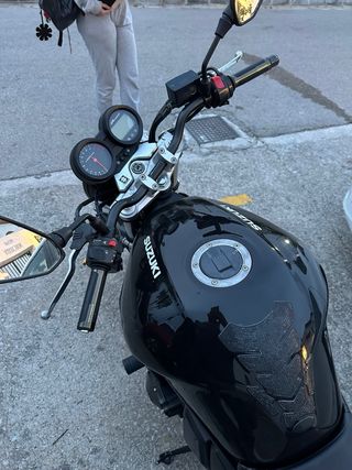 Suzuki Bandit A2 35kw ACEPTO CAMBIO POR SCOOTER