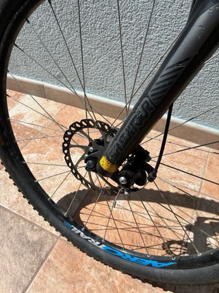 Bicicleta Rockrider 250 27.5”