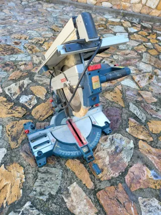 Sierra Ingletadora Bosch Profesional