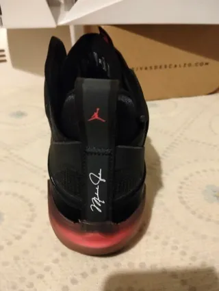 Zapatillas Jordan XXXVII Talla 41