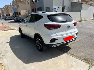 MG ZS 2023