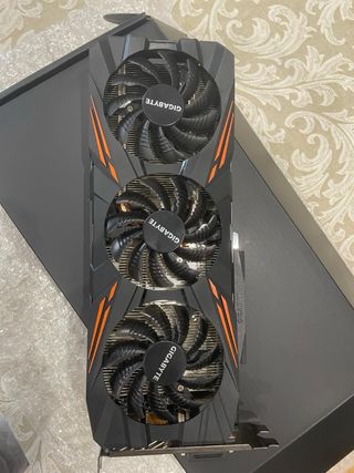 Tarjeta Gráfica Gigabyte GV-N1070G1 GAMING-8GD