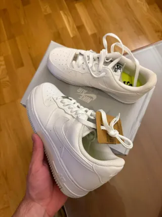 Nike Air Force 1 Talla 40 Blancas