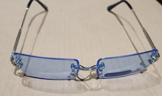 Gafas de sol sin montura plateadas y azules
