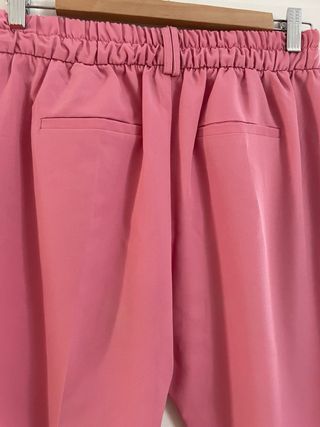 Pantalón rosa Bershka