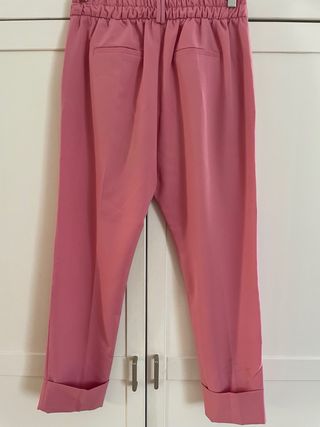 Pantalón rosa Bershka