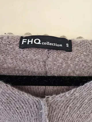 Jersey FHQ manga ancha gris