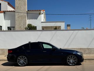 BMW 530d Xdrive 265 cv pack M G30