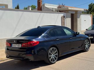 BMW 530d Xdrive 265 cv pack M G30
