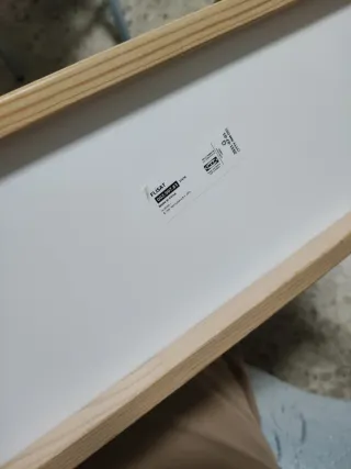 Expositor de libros Ikea madera y azul