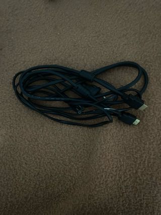 PS4 (PlayStation 4) Negra + Juego + Mando