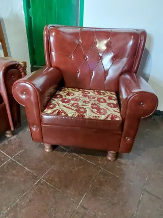 Conjunto Sofá Cama Vintage + 2 Butacones