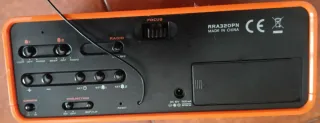 Radio sveglia Oregon Scientific arancione