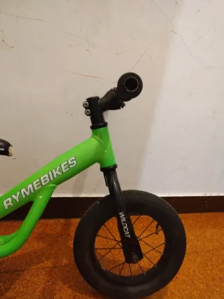 Bicicleta RYMEBIKES sin pedales