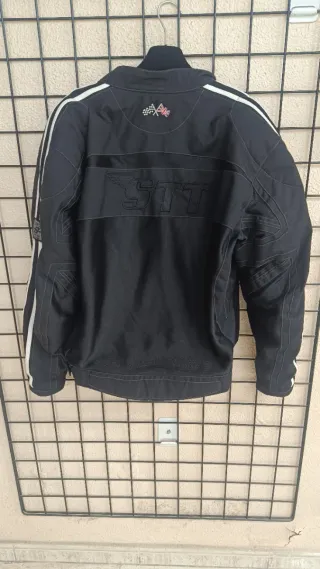 Chaqueta moto retro negra