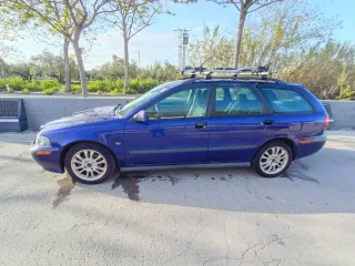 Volvo V40 2004