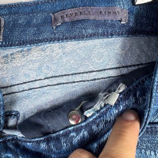 Pantalón Guess Estampado Vintage Talla S