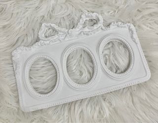 Cornice shabby chic bianca