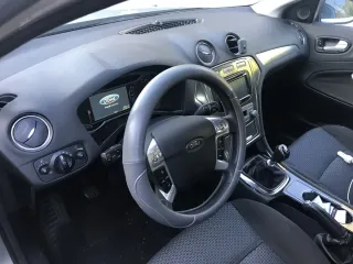 Ford Mondeo Titanium