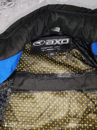 Dos Chaquetas de moto  ligeras