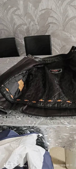 Dos Chaquetas de moto  ligeras