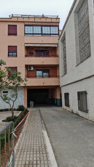Se alquila Plaza de garaje en calle cruz del coto