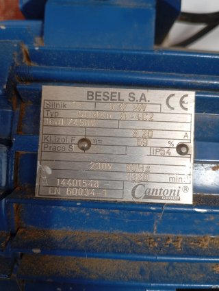 Motorreductor azul