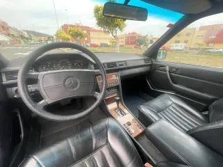 Mercedes-Benz Clase E 1993