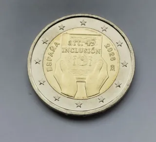 Moneda 2 euros España 2026 Artículo 49 Inclusión