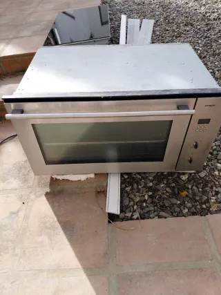 Extractor Vitrocerámica y Horno