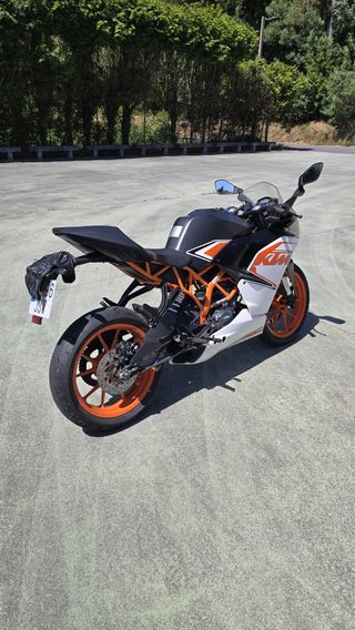 KTM RC 125 2016